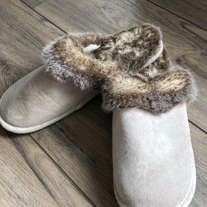 COPY - RH Women's Slippers - faux fur